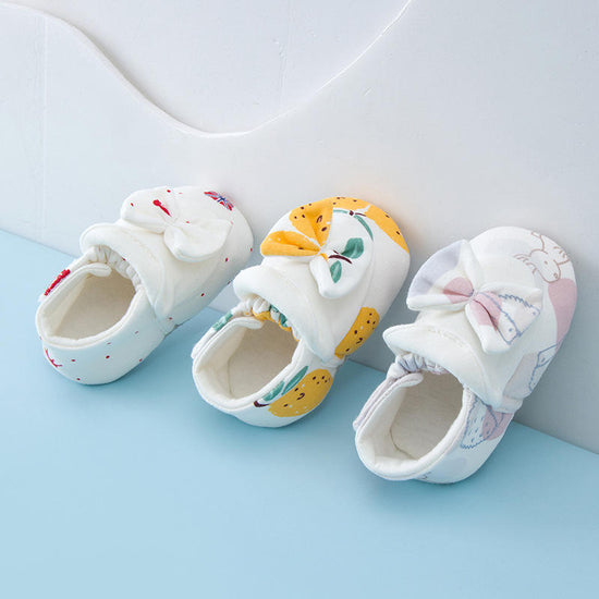 Baby soft soles anti-skid walking shoes