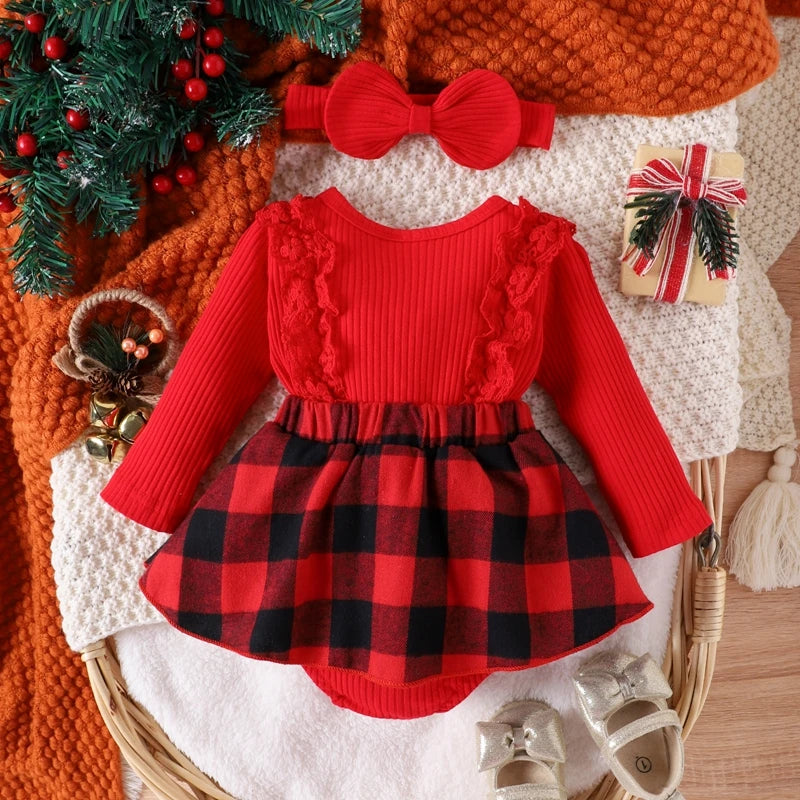 Barboteuse en dentelle à carreaux rouges de Noël