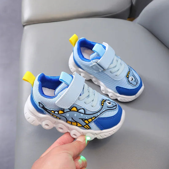 Dino Glow: LED Cartoon Dinosaur Kid Sneakers for Playful Adventures!