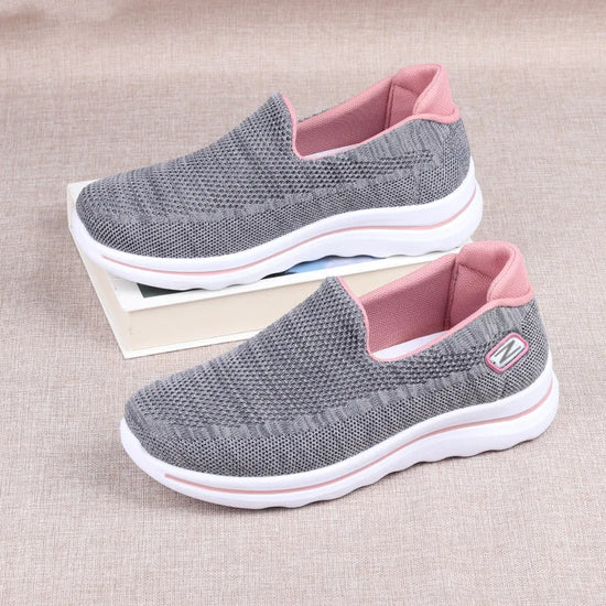 One-Step Casual Shoes for Women – Comfy, Versatile, and Mom-Approved