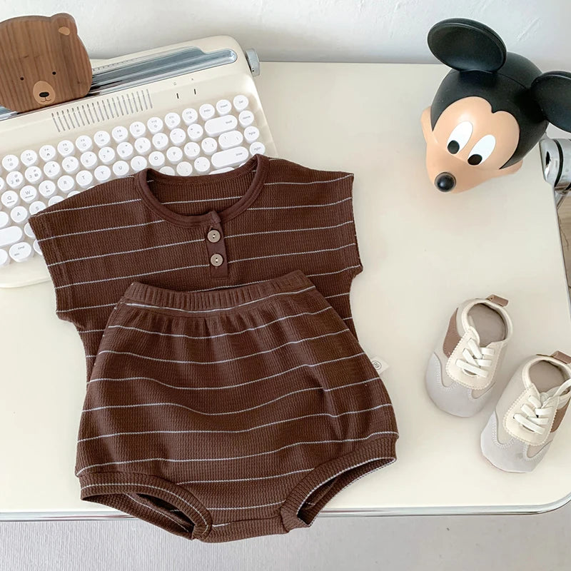Conjunto de rayas para bebé | Top de algodón y cubrepañal para recién nacidos