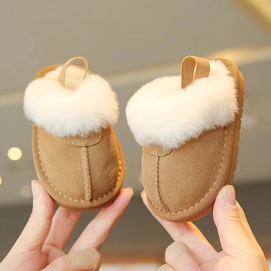 Cozy Baby Winter slippers – Soft Suede Infant Shoes with Warm Fur Lining