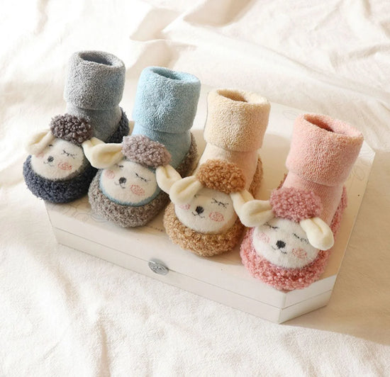 Adorable Lamb-Themed Baby Soft Booties