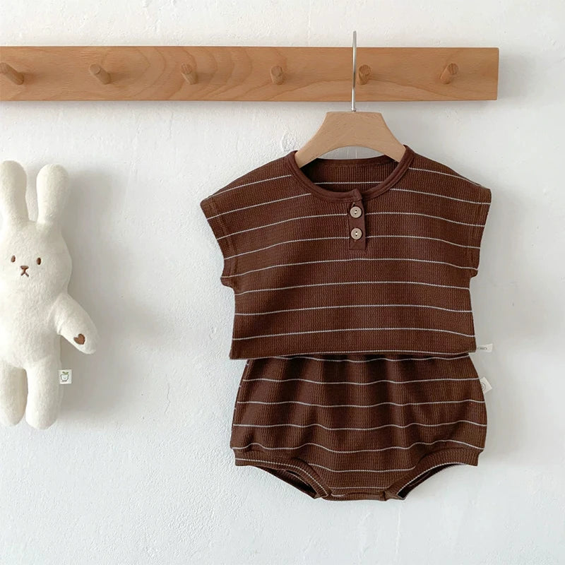 Conjunto de rayas para bebé | Top de algodón y cubrepañal para recién nacidos