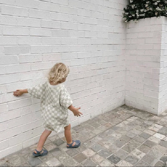 Kids Summer checked Knit Set – Checked T-Shirt & Shorts Outfit for Boys and Girls