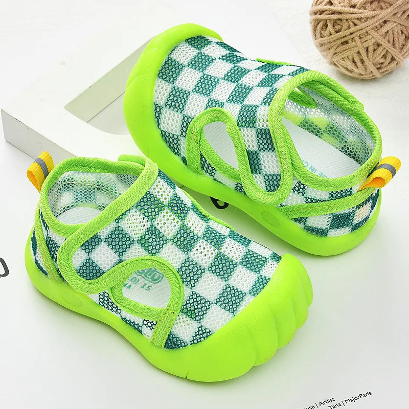 Summer Mesh Breathable Non slip Walking Shoes for Boys and Girls Candy Color Sandals Lightweight Walking