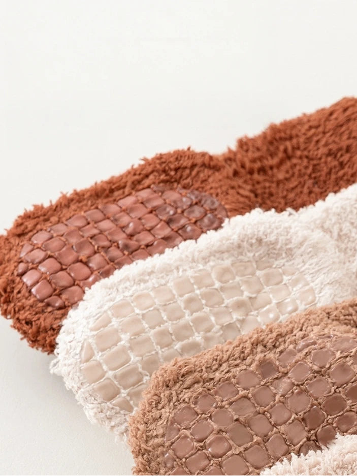 Kids’ Cozy Puppy Plush Socks